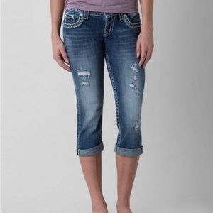 Miss Me Signature Cuffed Capri JP718P